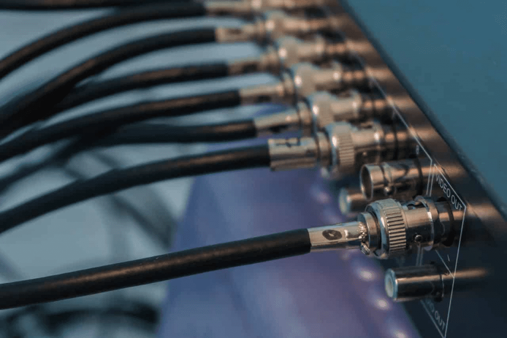 How To Split Coaxial Cable? (4 Easy Ways To Follow) - Circuits At Home