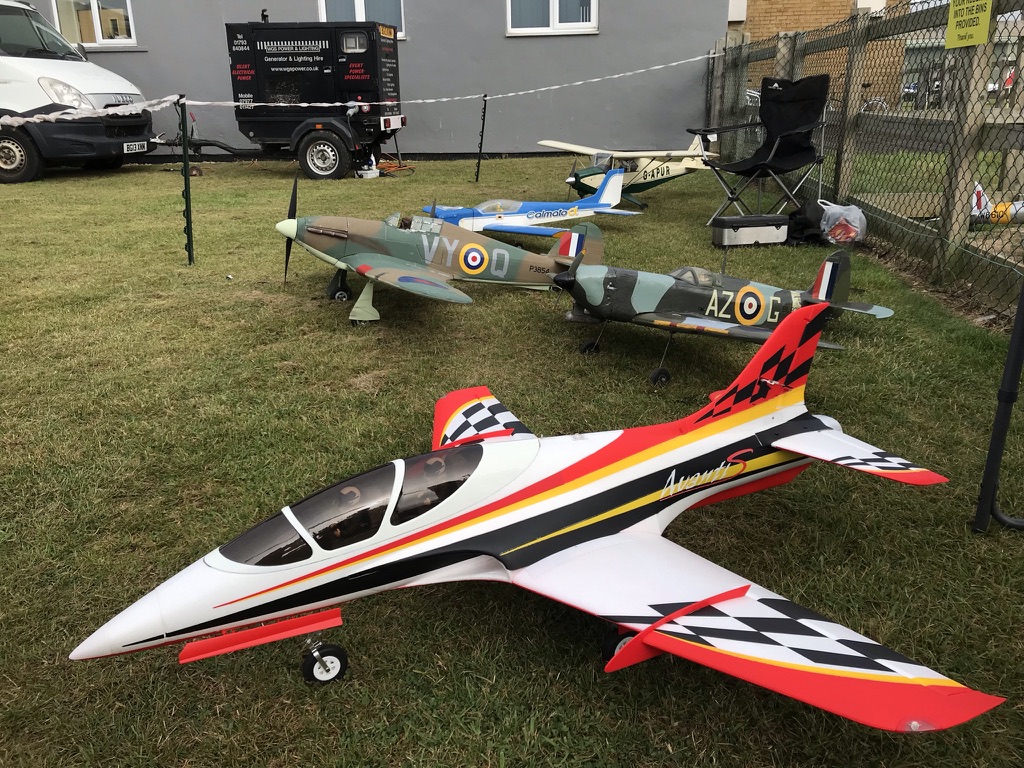 Cirencester And District Model Aircraft Club Image to u