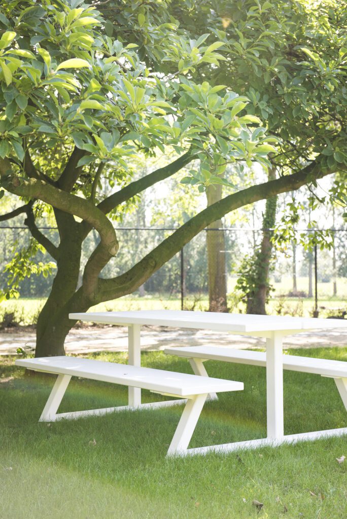 BuzziSpace Items to Create the Perfect Outdoor Workspace Corporate