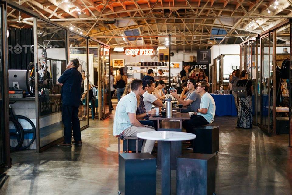 Food/Drinkrelated Countable AND Uncountable Nouns + Little Italy