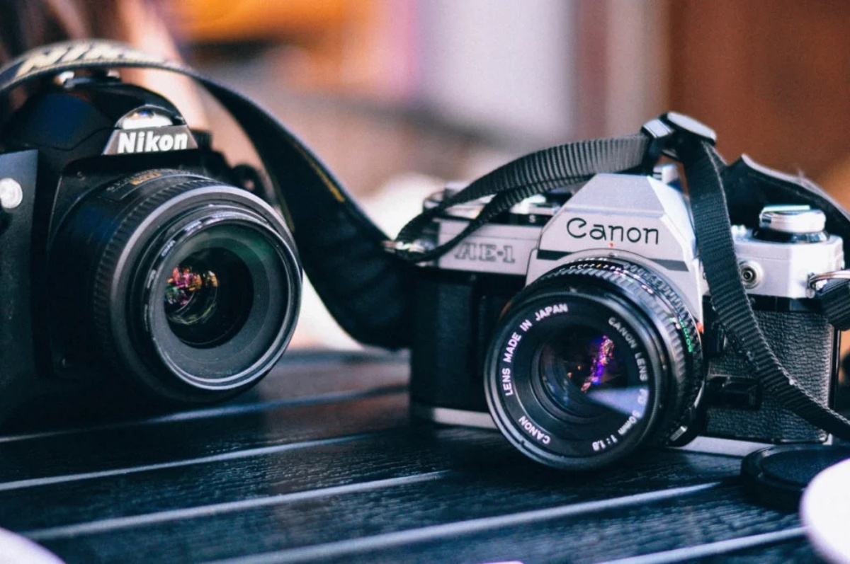 What Is a Digital Single Lens Reflex (DSLR) Camera CitizenSide