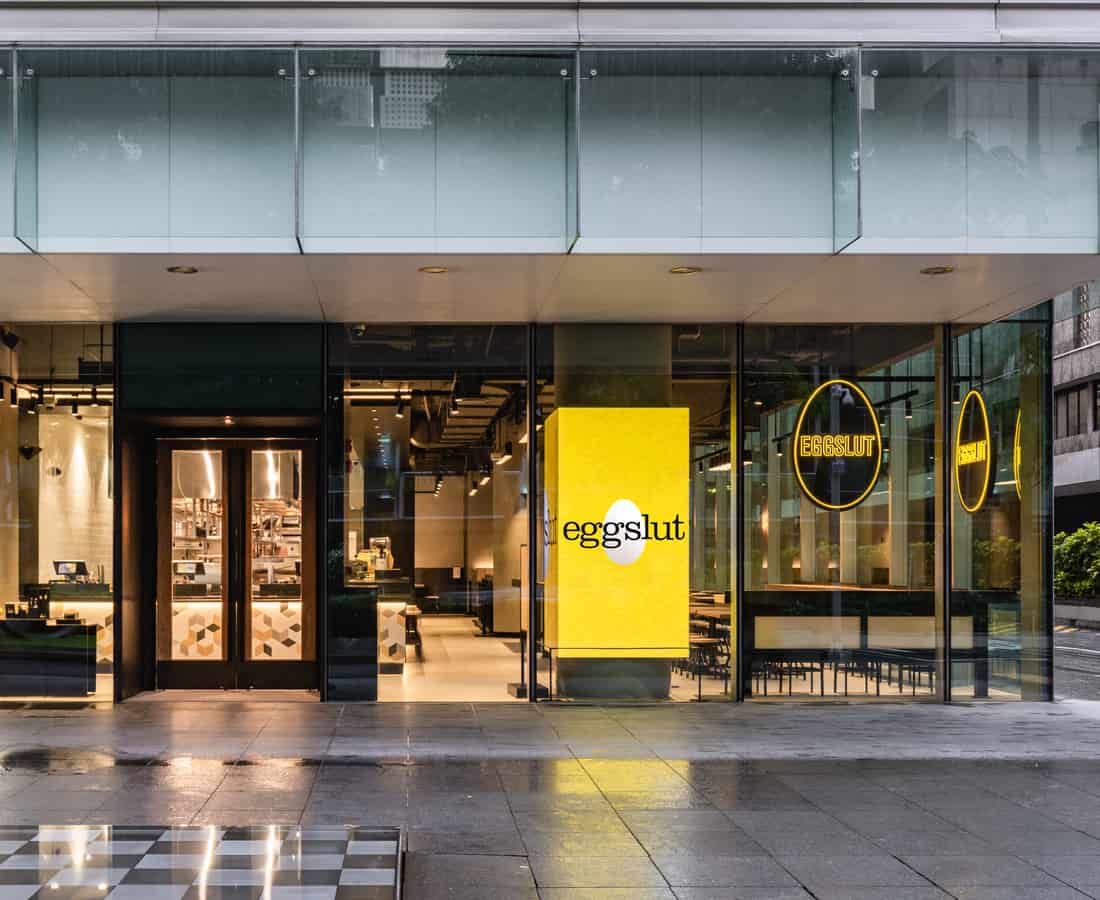 Restaurant Review Famed L.A Chain Eggslut Brings Its Oozy, Fluffy Eggs