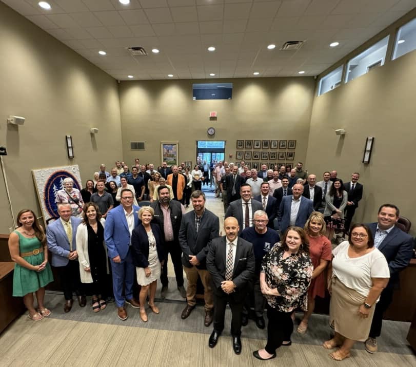 Laporte Indiana Gov. announces plans for new 1B Microsoft