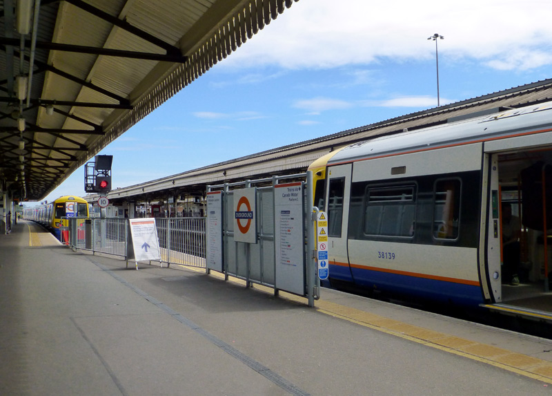 London Overground Railfanning London's Railways