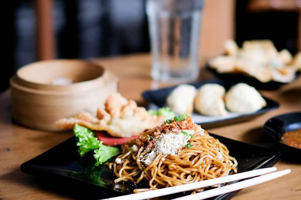 Mie Setan Malang, Kuliner Hits yang Bisa Bikin Dower Bibir! Ciungtips™