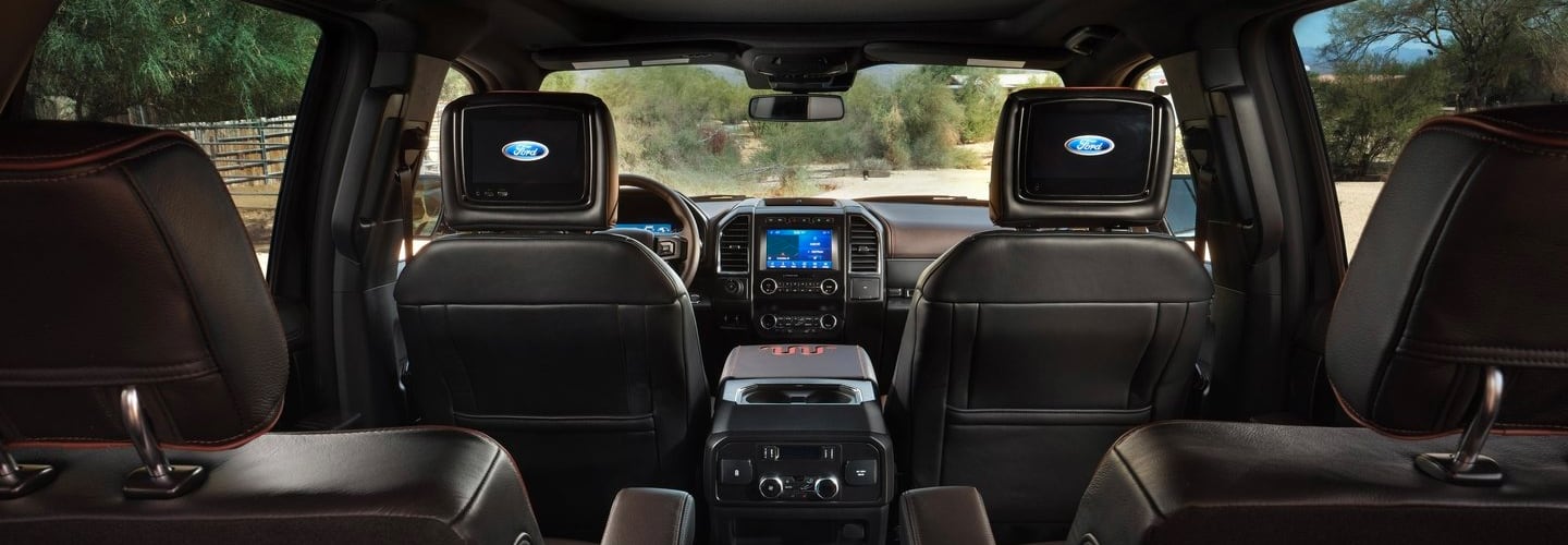 2020 Ford Expedition vs 2020 Chevrolet Suburban Coccia Ford