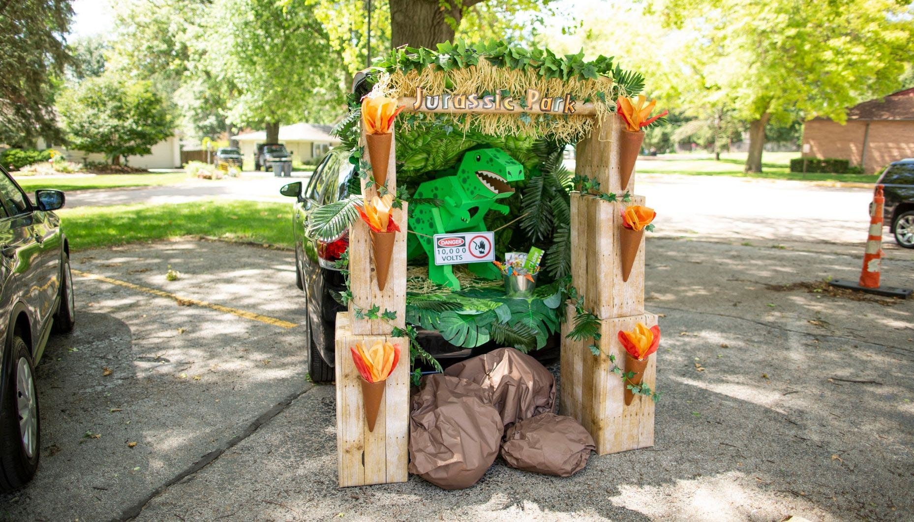 Introduce 78+ images jurassic park trunk or treat jeep In.thptnganamst.edu.vn