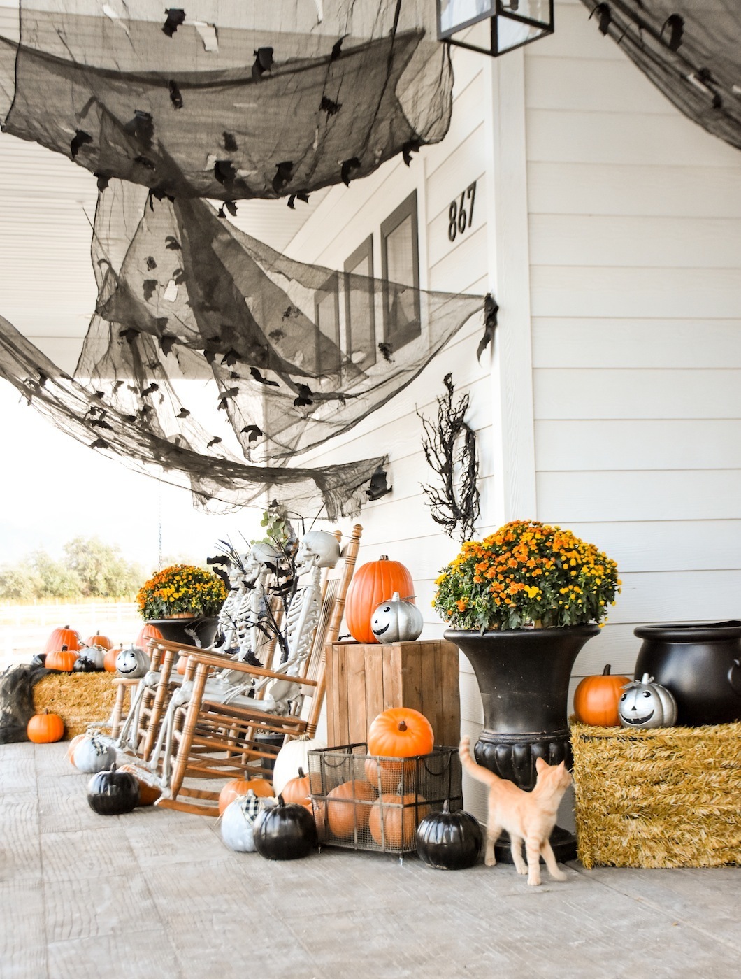 Halloween Farmhouse Front Porch Decor Ideas Fun365