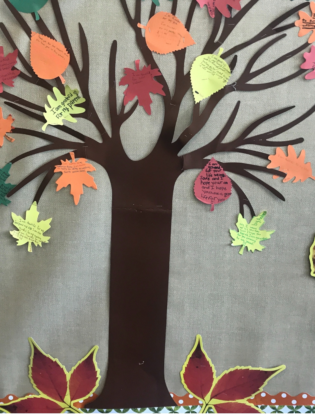 Gratitude Tree Bulletin Board & Craft Fun365