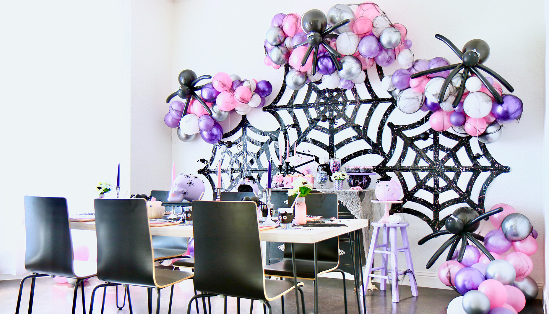 Modern Spider Themed Halloween Party Fun365