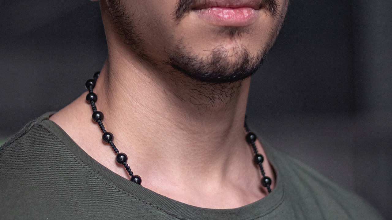 What's The Strongest Necklace Material? (Ask Cladright)