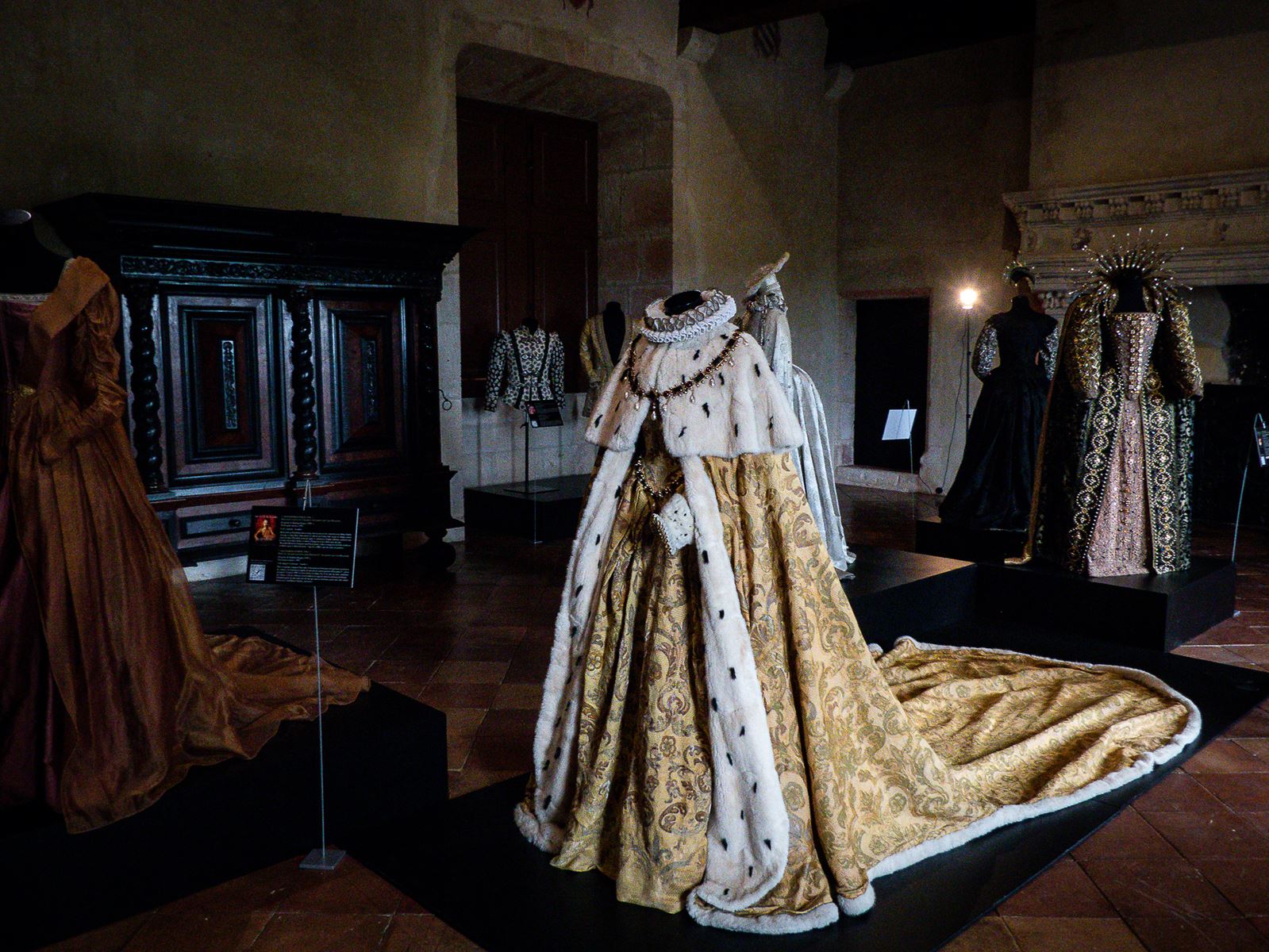 Exposition costumes de la Renaissance - Gramont