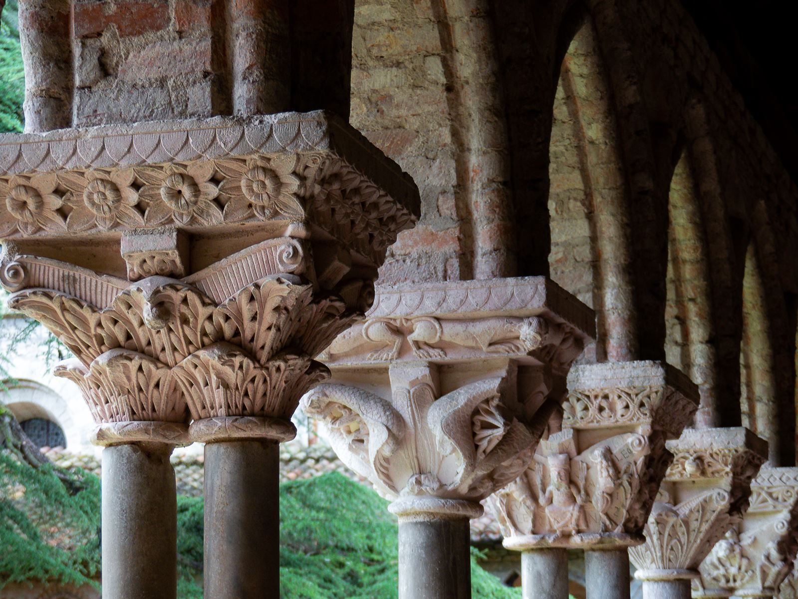 Visite du cloître de Moissac