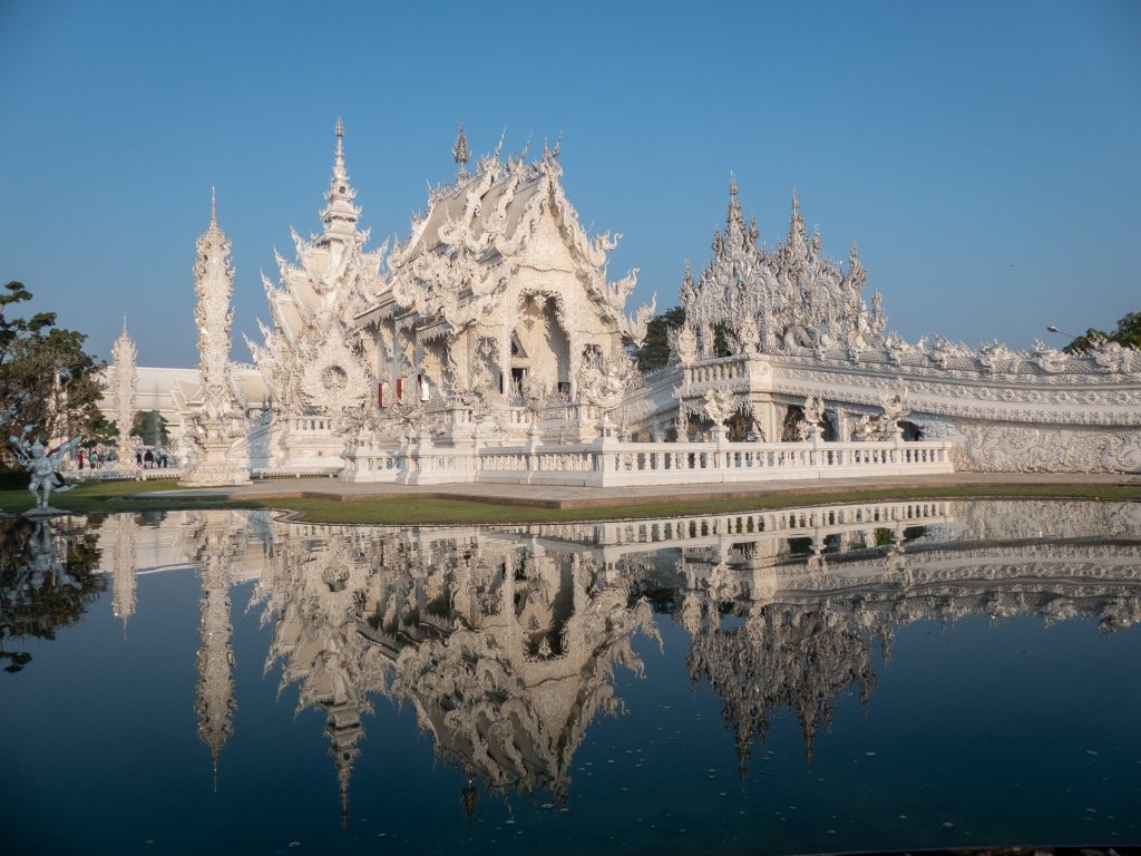 Le célèbre temple blanc, incontournable à Chiang Rai