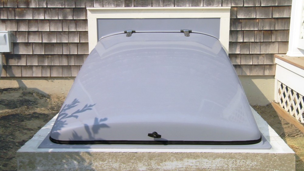 Clamdoor The New Alternative in Bulkheads. Inspired by Nature