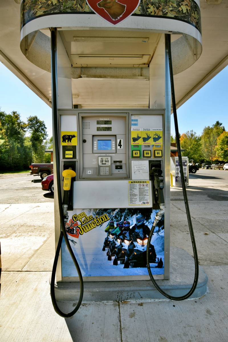 Ashland County, WI Snowmobile Lodging Trailside Hotel