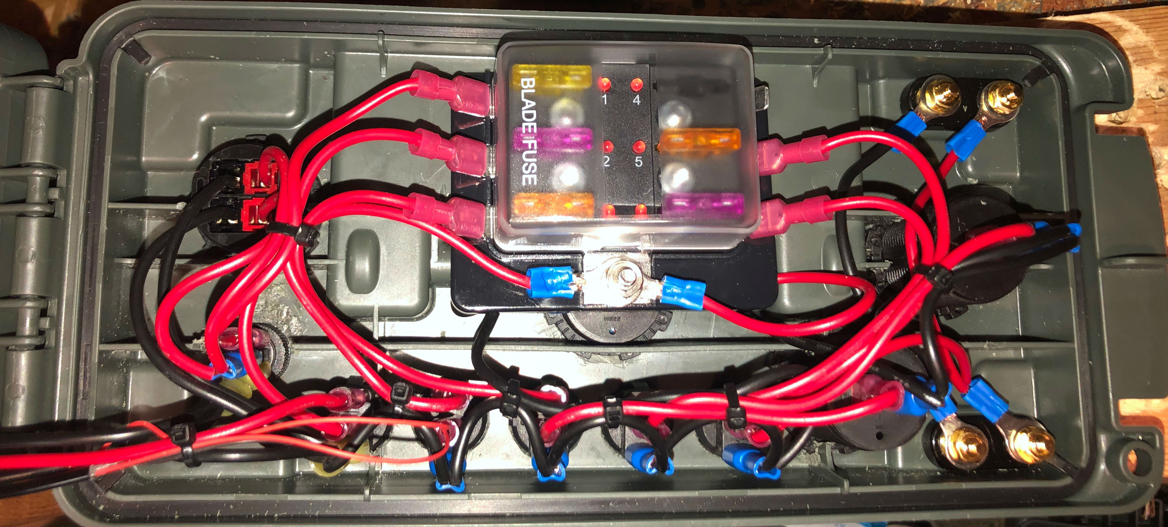 Clancy's PowerBox 12 Volt Power Supply Anderson Powerpole Ham Radio