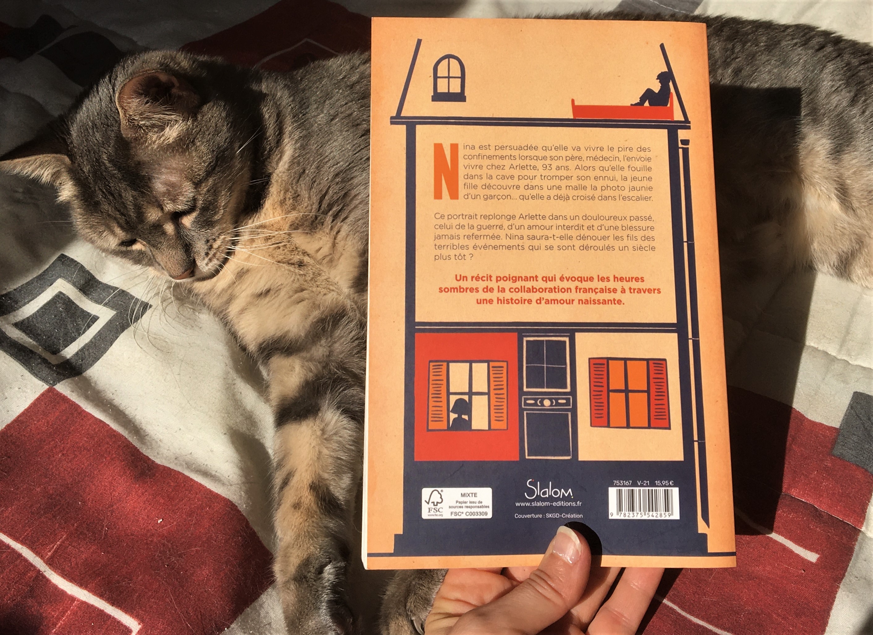 L’étrange garçon qui vivait sous les toits Clara sur la Lune