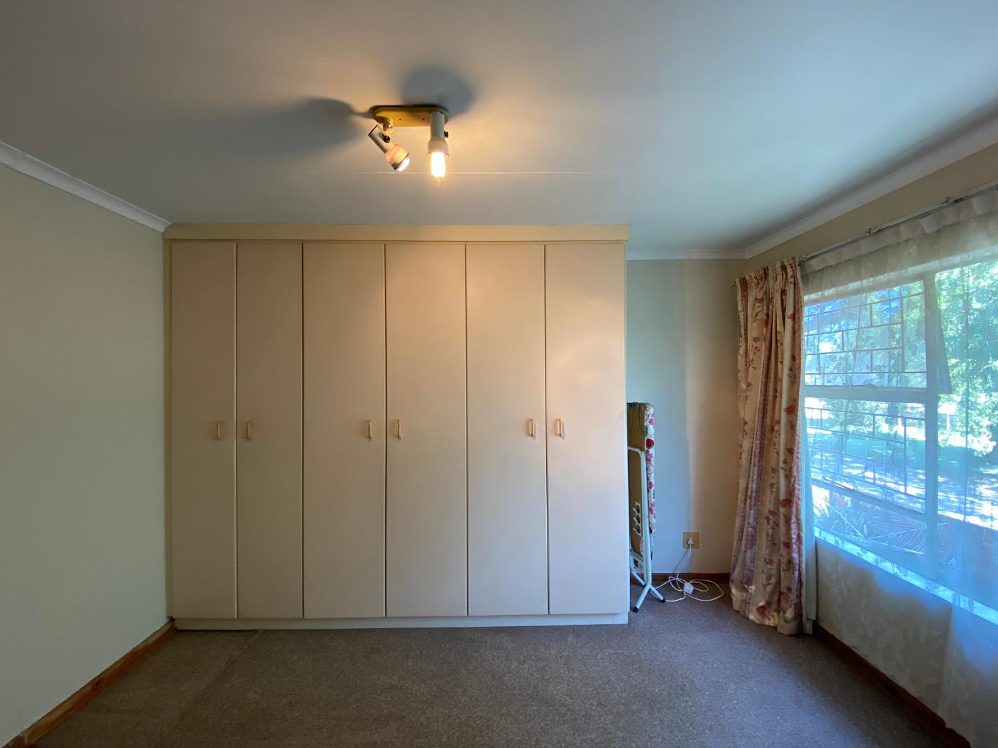 Flat for Sale in Vanderbijlpark SE 1, Vanderbijlpark 708817