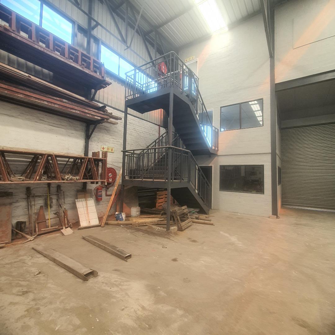 Commercial Office for Sale in Elsies River Industrial, Goodwood 709965