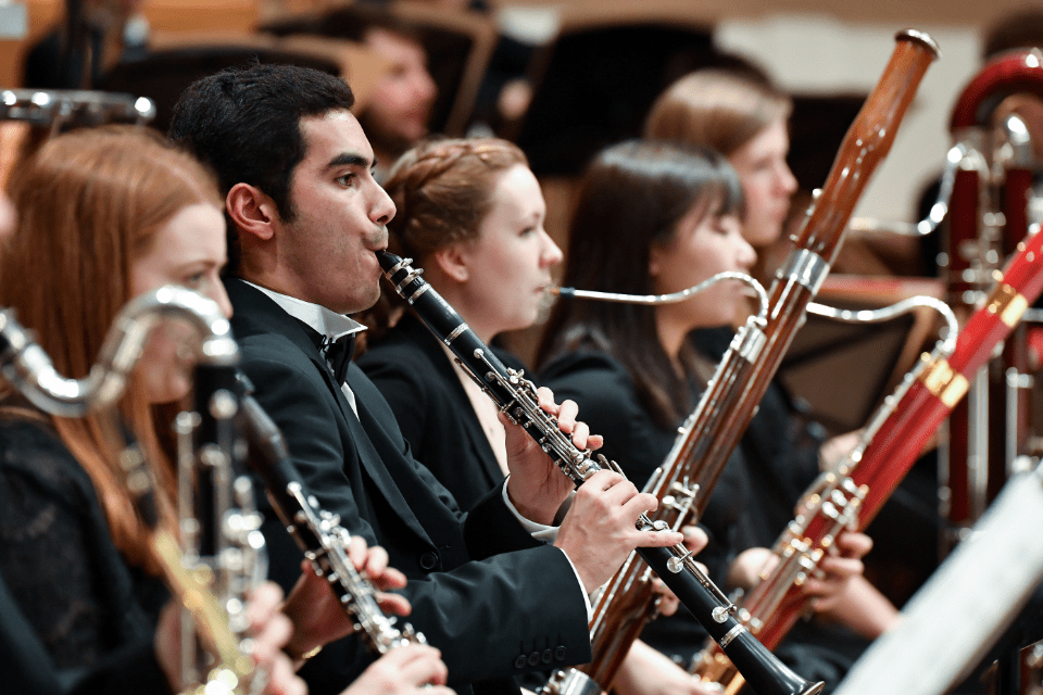 What instruments pair well with Expert