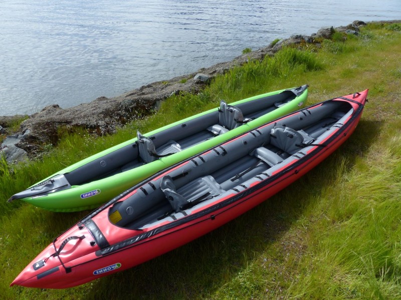 Comparing Innova Inflatable Kayaks Seawave vs. Solar 410C for 1 to 3