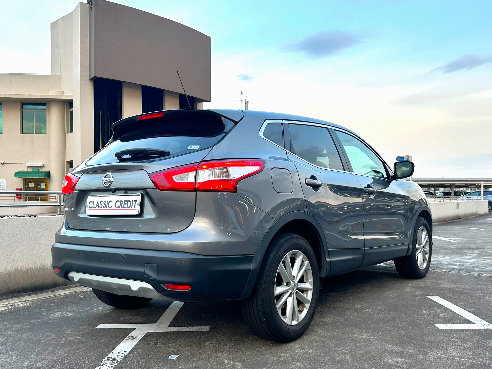 Nissan Qashqai 1.2 DIGT CVT ABS 2WD 5DR