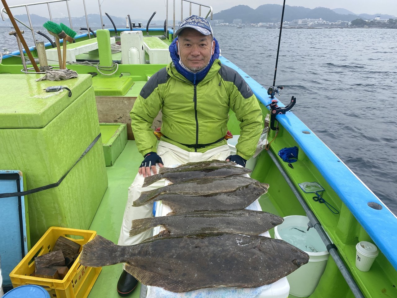 ヒラメの釣果｜2021年3月8日｜五エム丸（神奈川県/葉山芝崎港）｜釣割