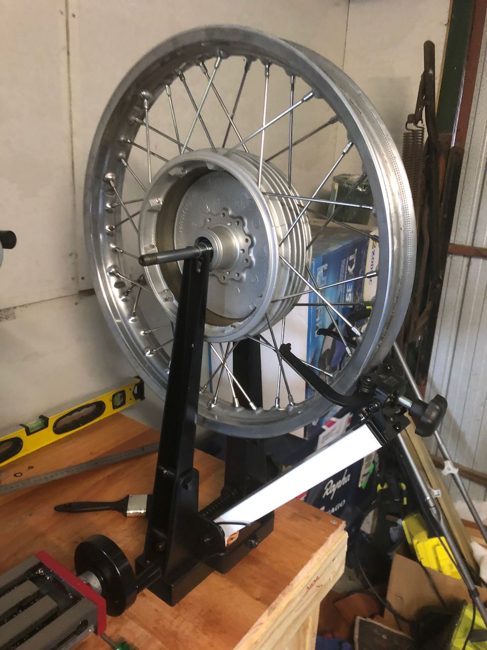 Rebuilding Spoked Wheels GFP Motorrad