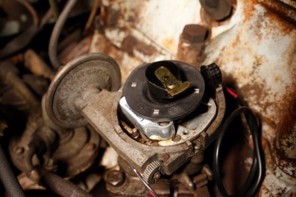 Converting to Electronic Ignition for Classic Cars Classic Auto Advisors