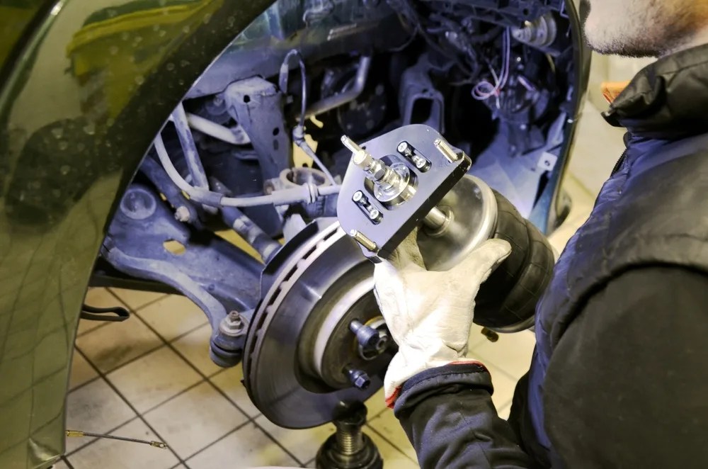 How Does Air Suspension System Work? Classic Automotive Expert