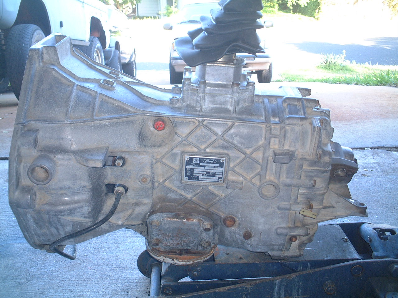 Classic Broncos Tech ZF Transmission into 6677 Early Ford Bronco