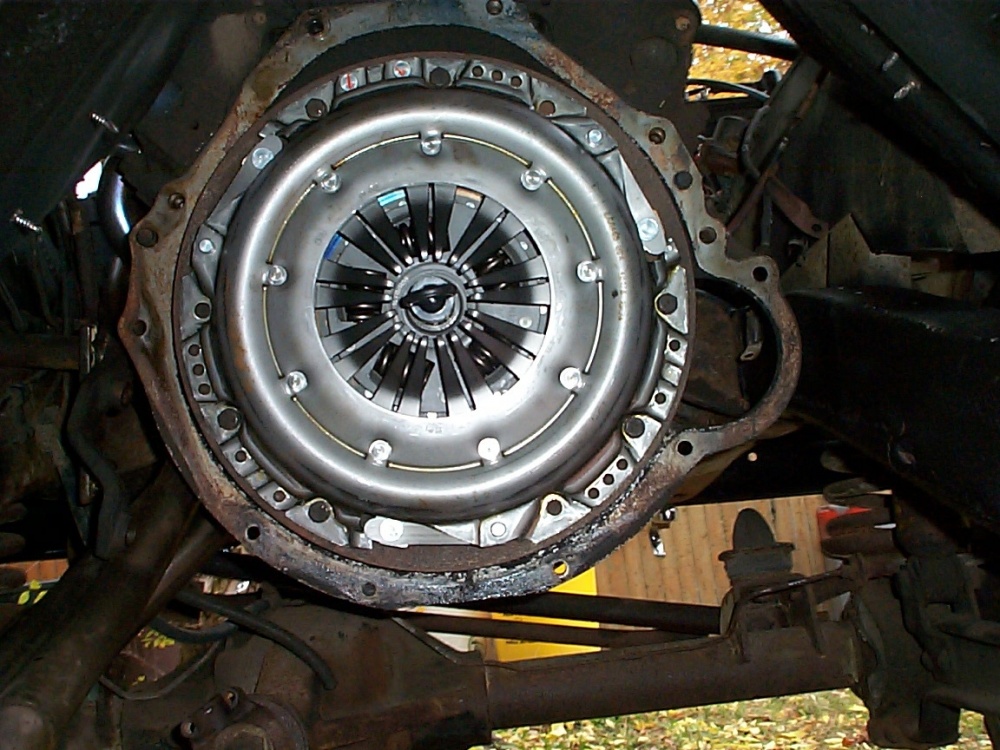 Classic Broncos Tech Clutch Replacement in a 6677 Early Ford