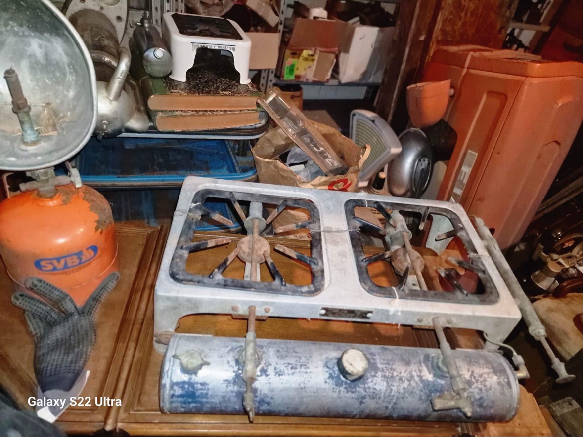 Benz double burner gasoline stove Italy Classic Camp Stoves