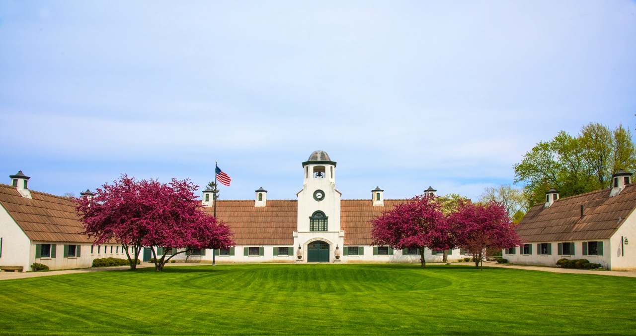 Lake Bluff’s Sheridan Road Classic Chicago Magazine