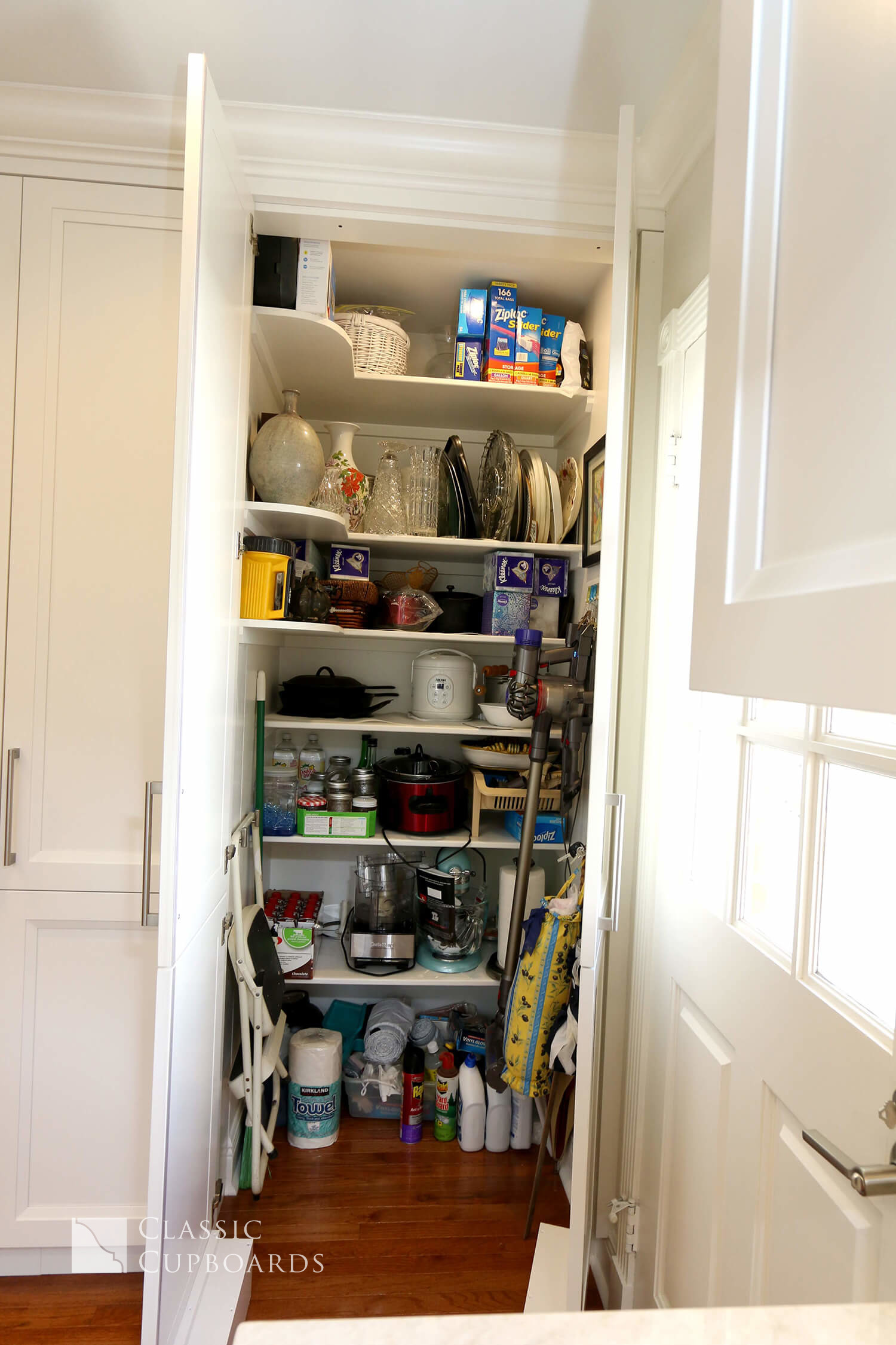 Transitional Kitchen Metairie Gardens Classic Cupboards
