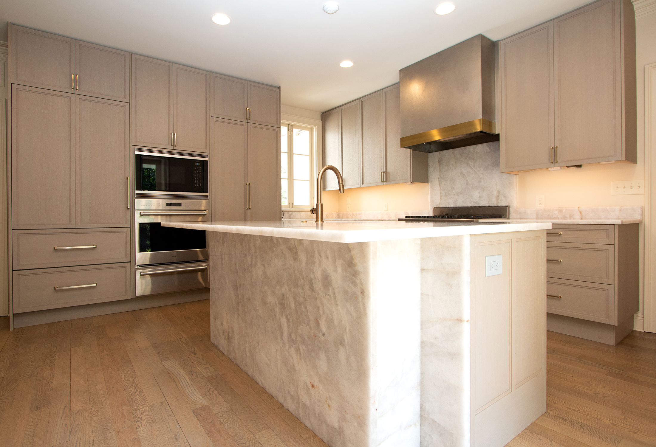 Contemporary Kitchen Metairie Club Gardens Classic Cupboards