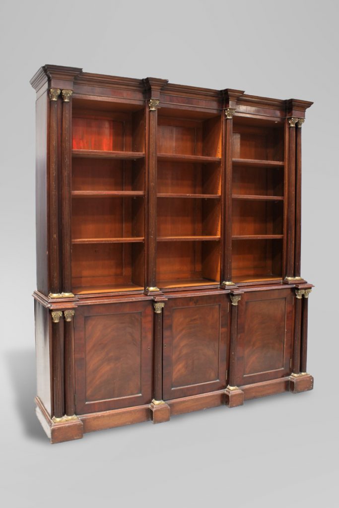 Ornate Open Top Mahogany Bookcase With Fluted Columns & Brass Capitals