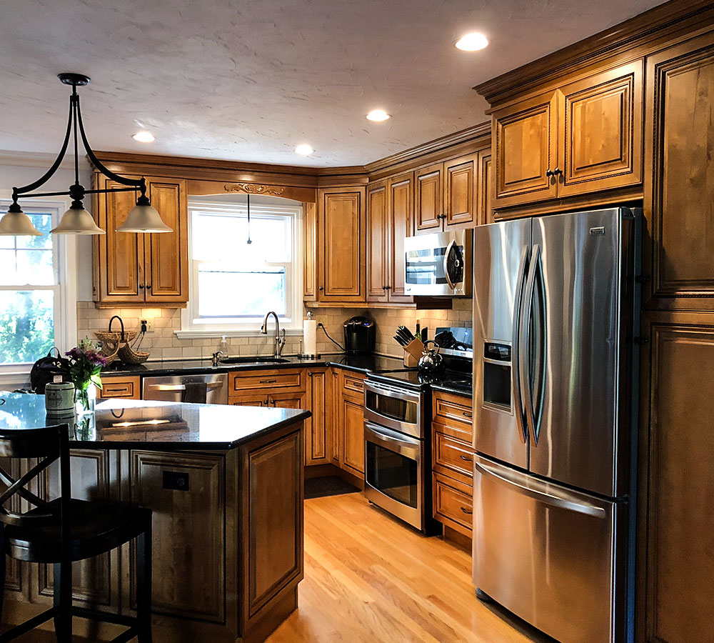 Easton, CT Kitchen Refinishing Classic Refinishers