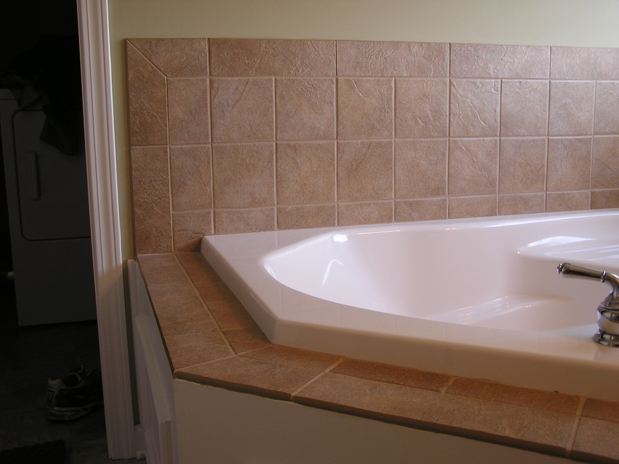 Ceramic Tile Tub Deck & Surround in Cuyahoga Falls, Ohio Classic