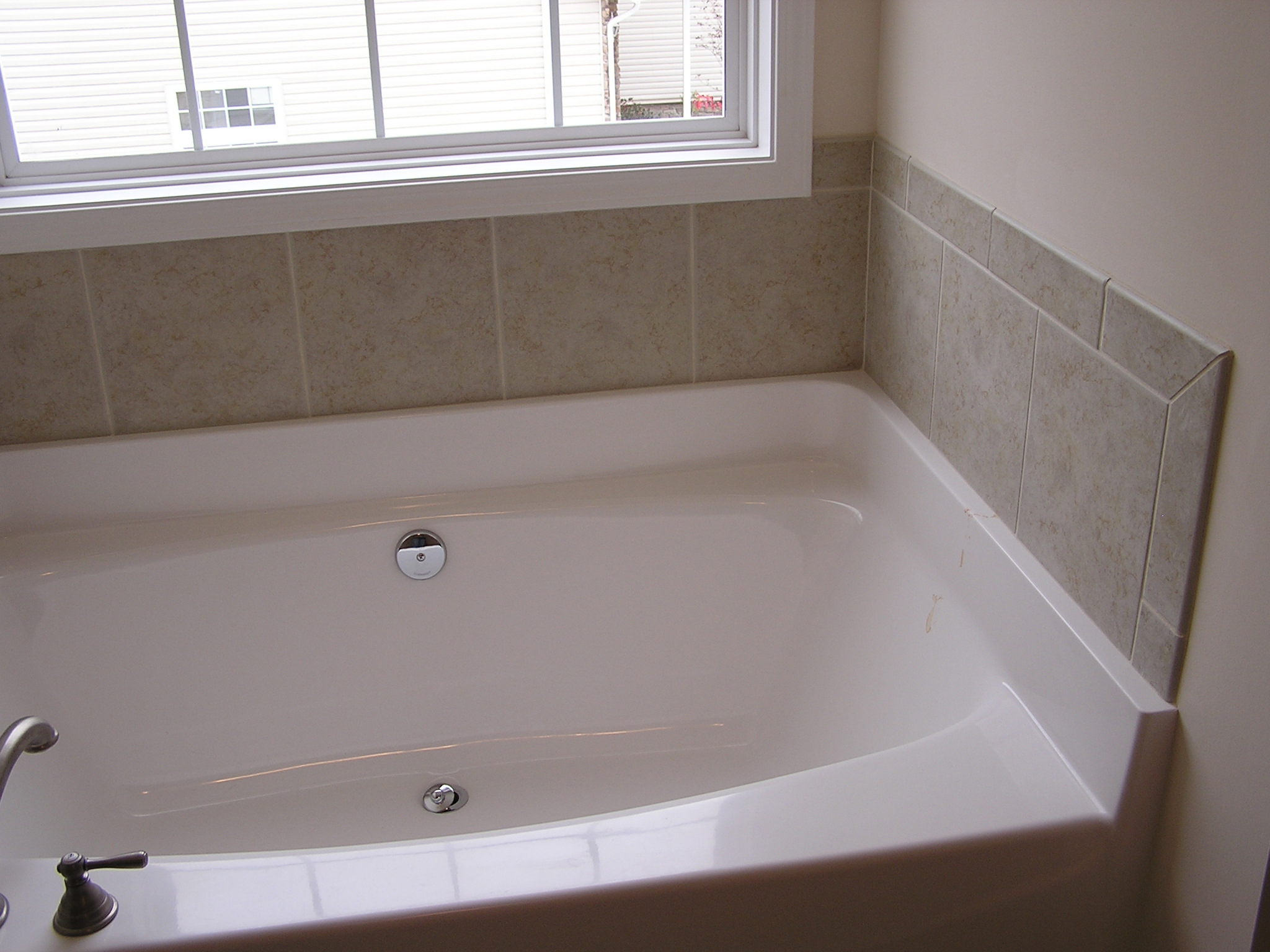 Ceramic Tile Tub Surround in Cuyahoga Falls, Ohio Classic Tileworks