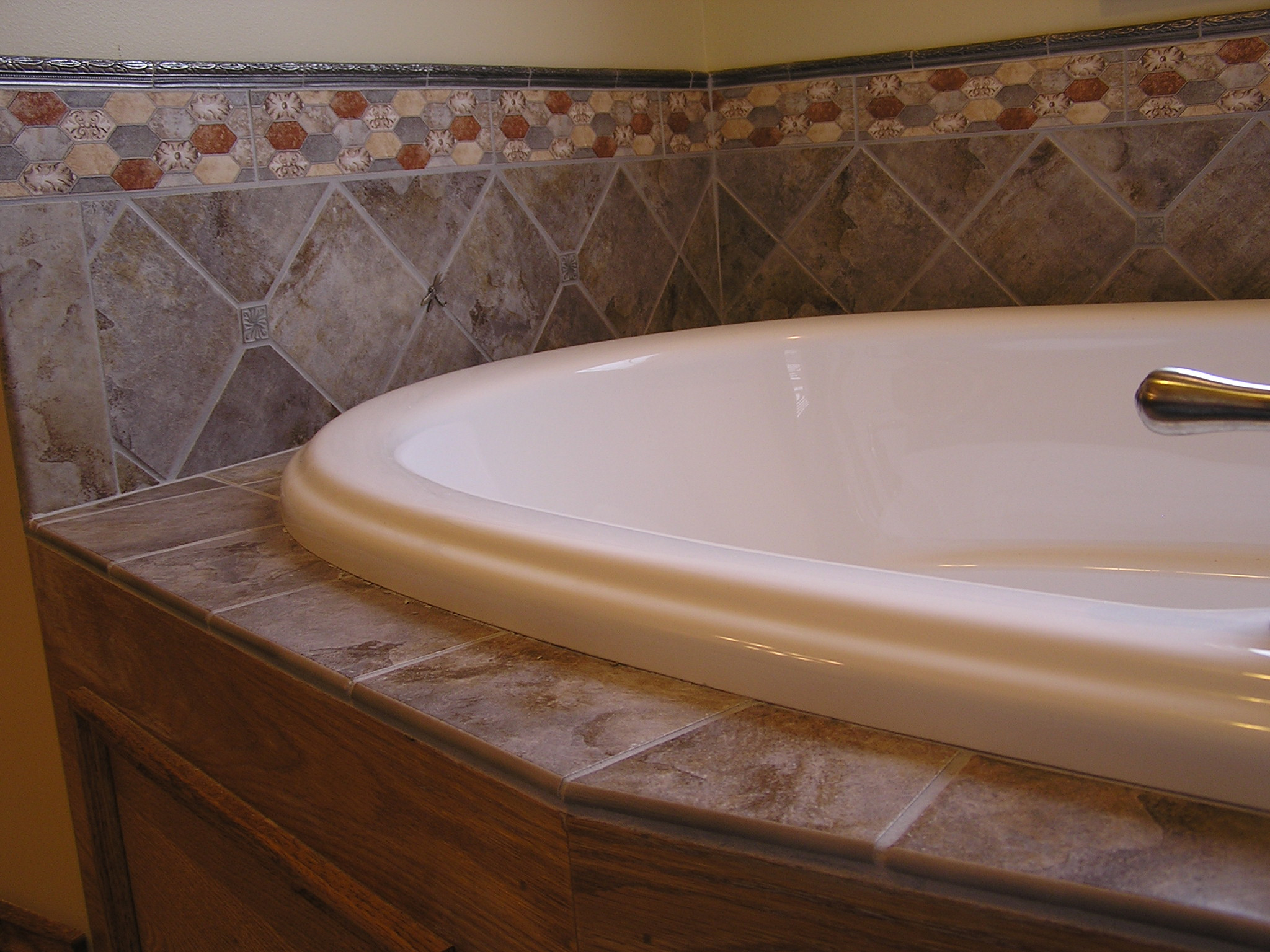 Custom Tile Tub Deck in Cuyahoga Falls, Ohio Classic Tileworks