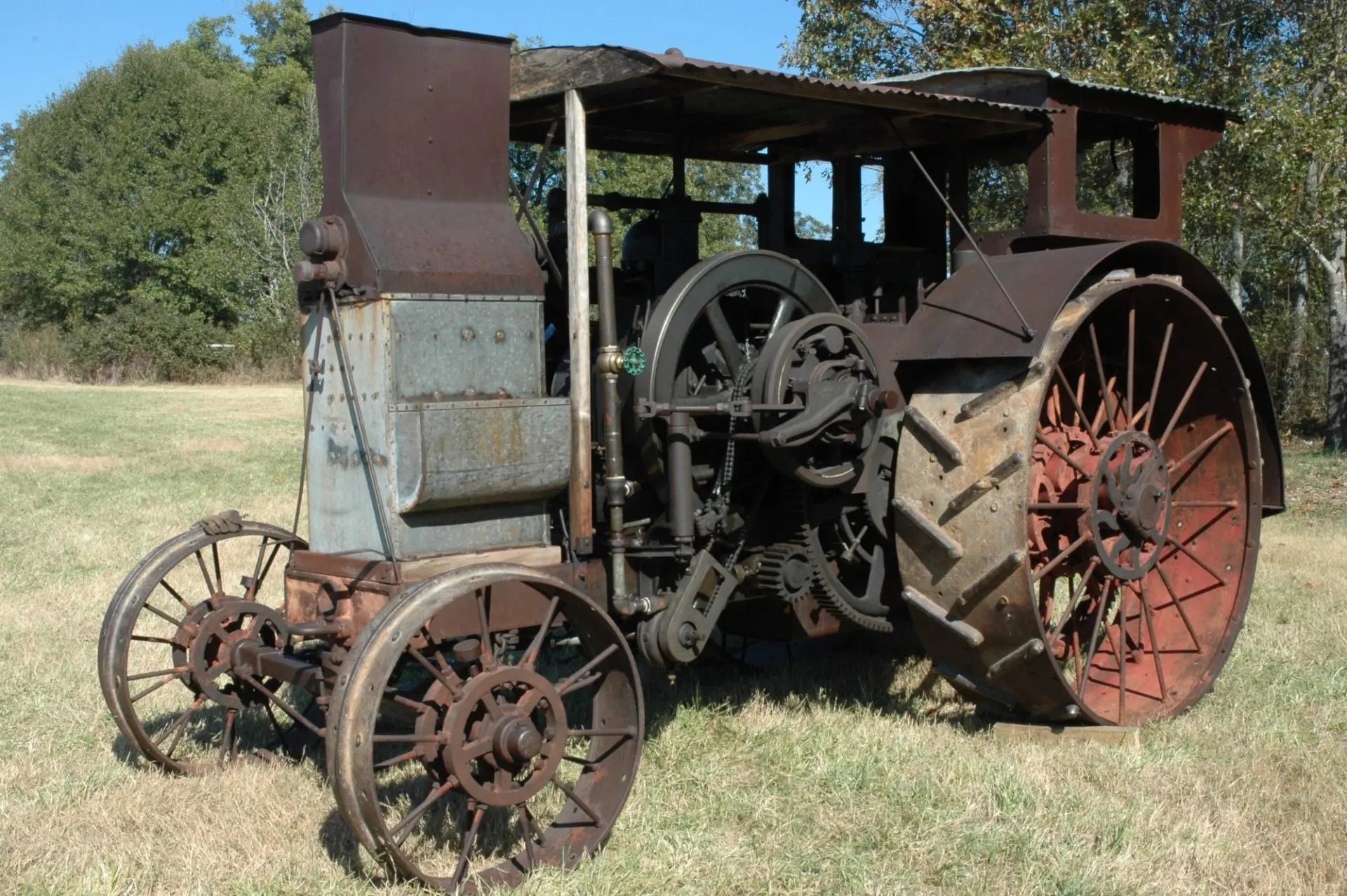 Auction Results from the Lake Side Farms Tractor and Engine Collection