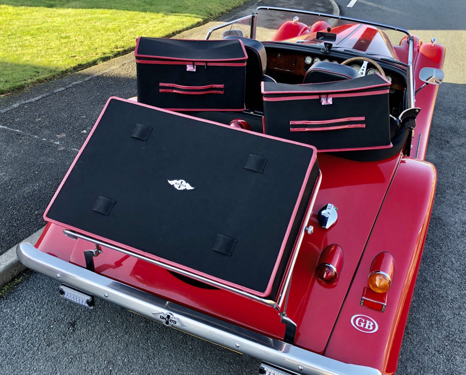 Bespoke Suitcase for your Classic Car Luggage Rack by Classic Travelling