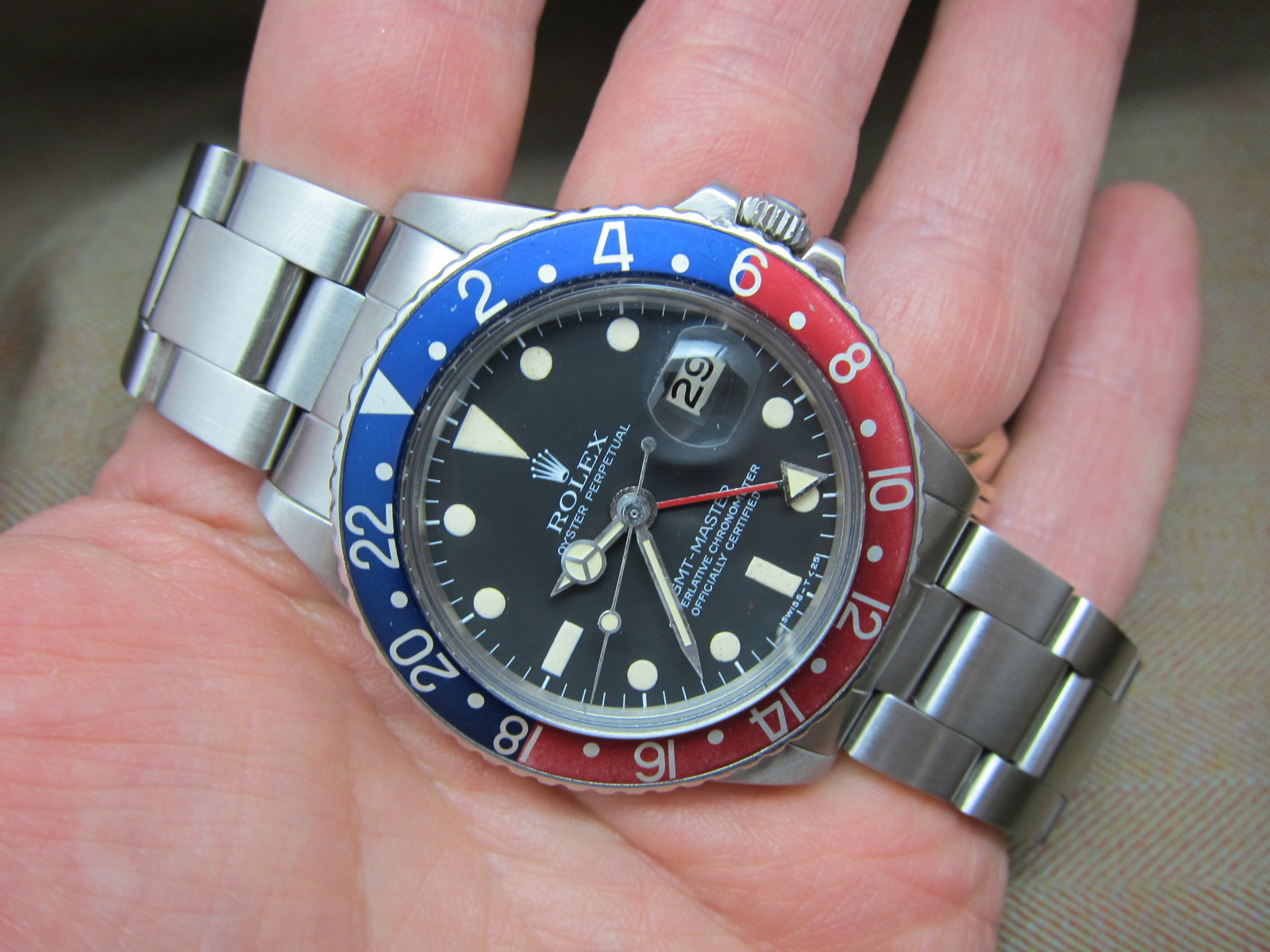 **SOLD**Rolex Vintage GMT Master ref 1675 Full Set New York
