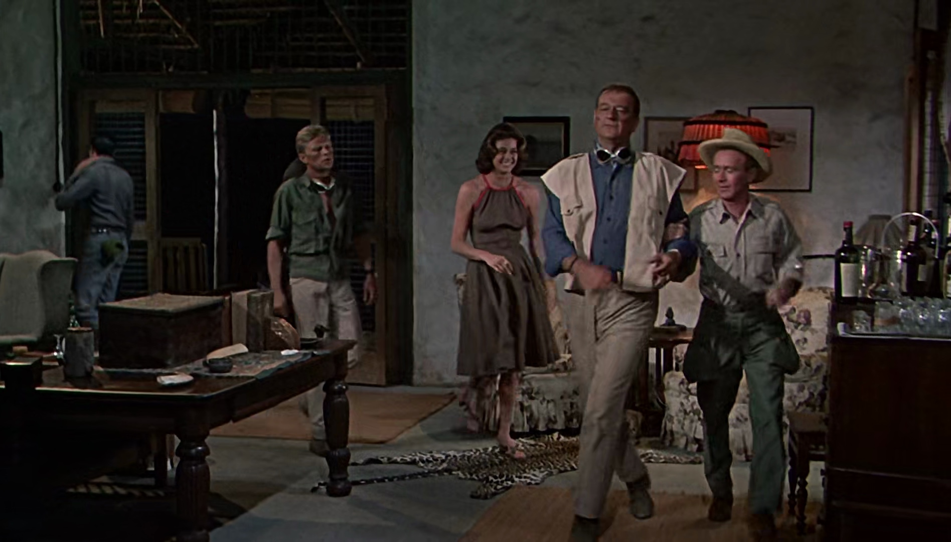 In Hatari!, men and women share professions, friendships, and just