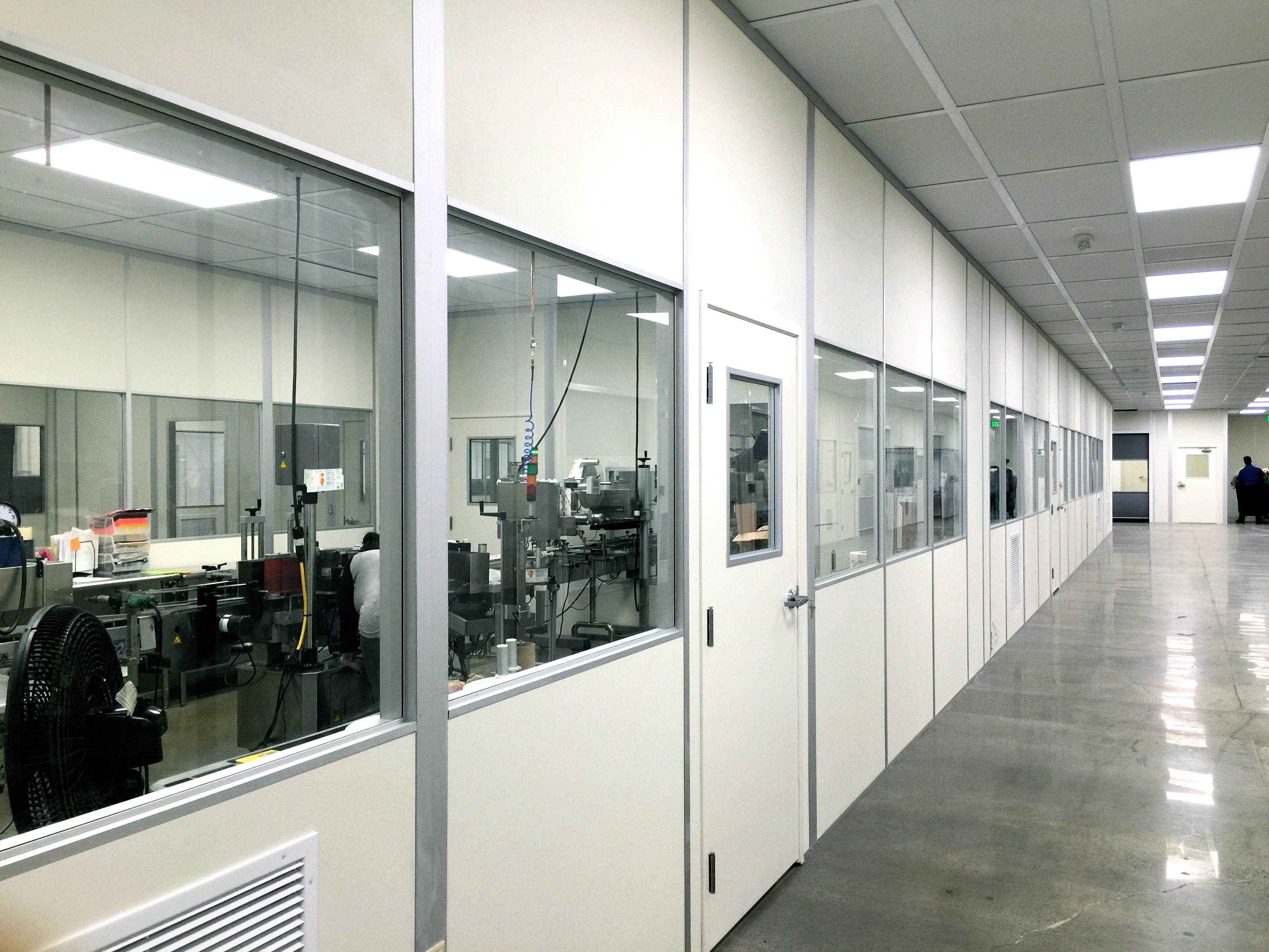 iso 8 class 100k clean room Class One Cleanrooms.