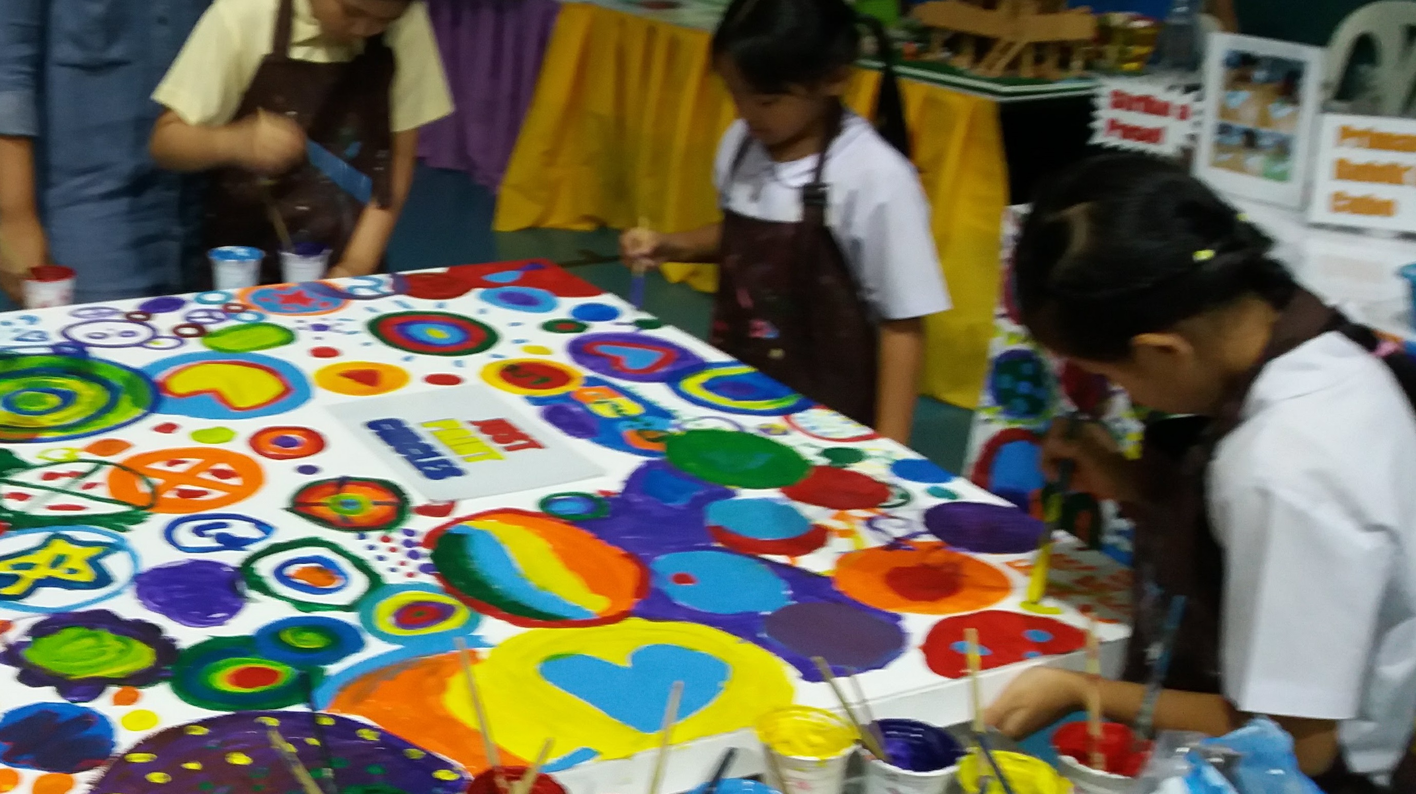 Creating a School Mural teacher lem's art class