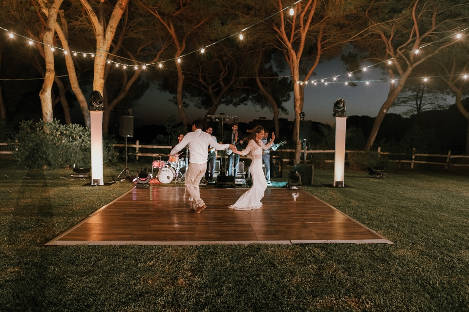 15 Wedding Dance Floor Ideas That Will Wow Your Guests