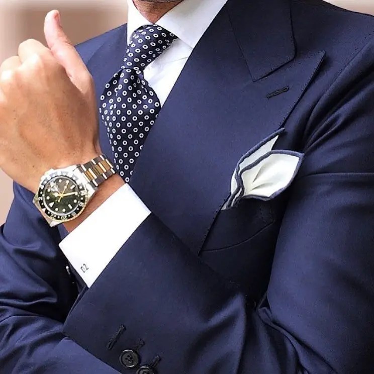 10 Suit Accessories For Men [Must Have in Wardrobe]